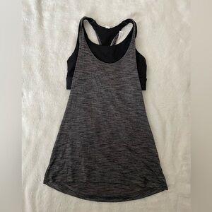 Lululemon size 4 workout top with sports bra attached